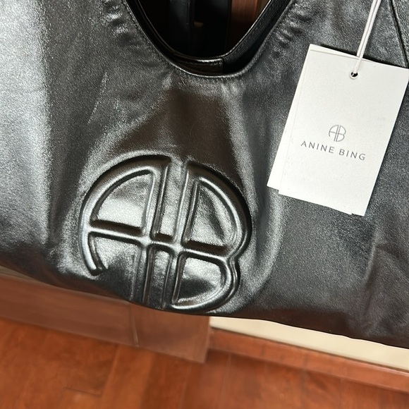 Anine Bing Kate tote in black. New with dust bag. - Picture 12 of 16